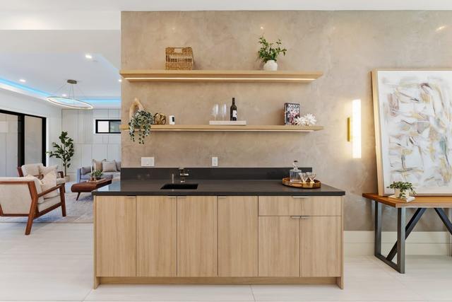 Living and dining areas, photo 12 of 107
