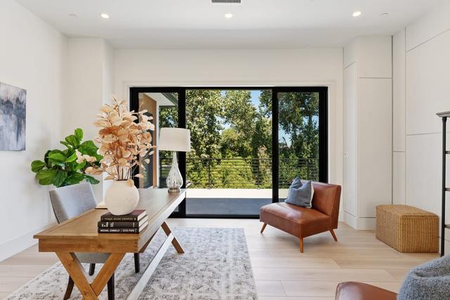 Living spaces, photo 40 of 107