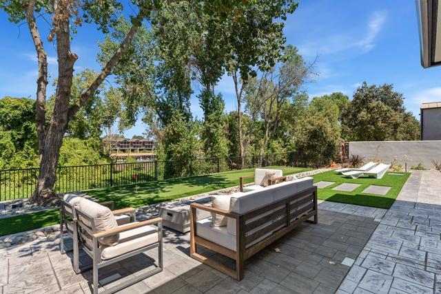 Backyard and putting green, photo 81 of 107